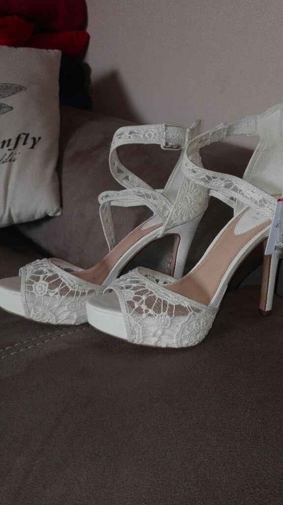 Tengo zapatos! - 1