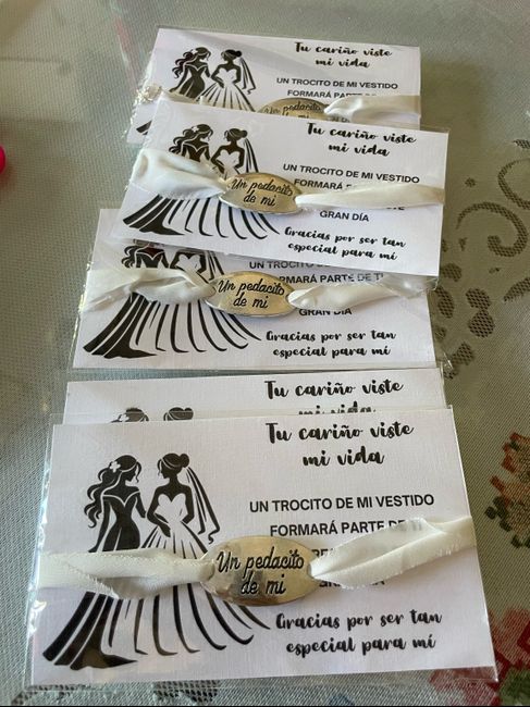 Pulseras con mi vestido 3