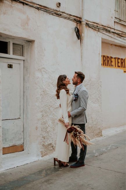 Novias con traje 2