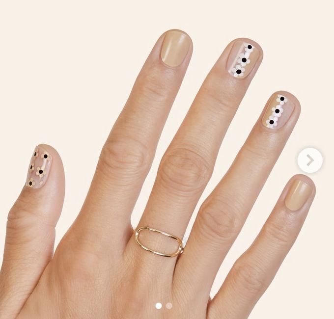 Uñas de novia con estilo para primavera 5