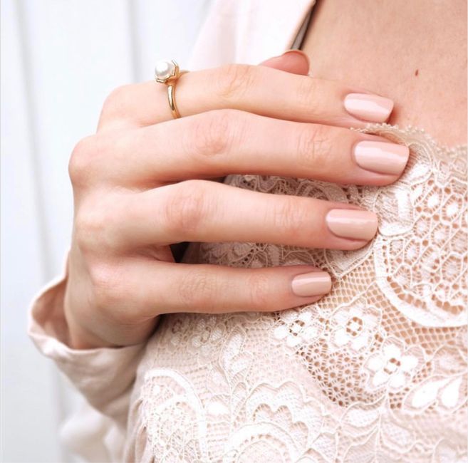 Uñas de novia con estilo para primavera 13