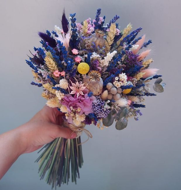 ¿Incluiréis flores de temporada en vuestro ramo de novia? 8