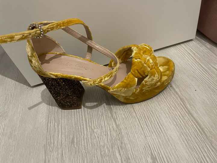 Uno o dos Zapatos? 👠 - 1