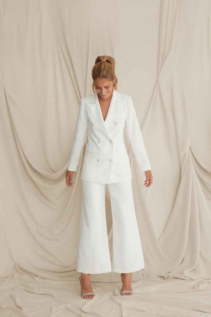 Novias con traje - 4