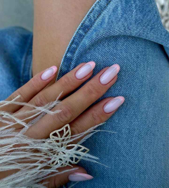 Inspiración uñas novias de invierno ❄️ 💅 - 6