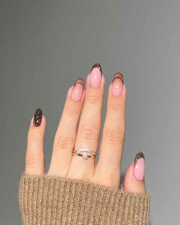 Inspiración uñas novias de invierno ❄️ 💅 - 7