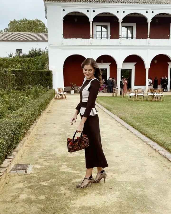 Looks para invitadas de invierno - 7