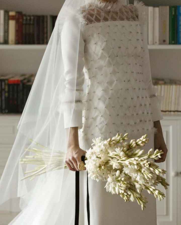 Ramos de novia con tallo largo para cualquier look - 2