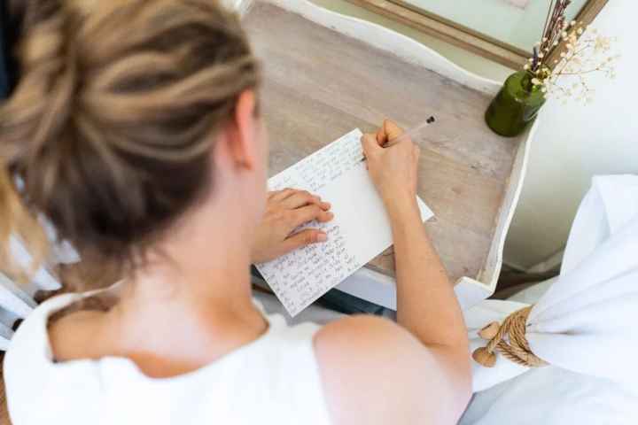 ¿Tú también vas a escribirle una carta a tu pareja? 💌👰🏻‍♀️🤵🏻 - 1