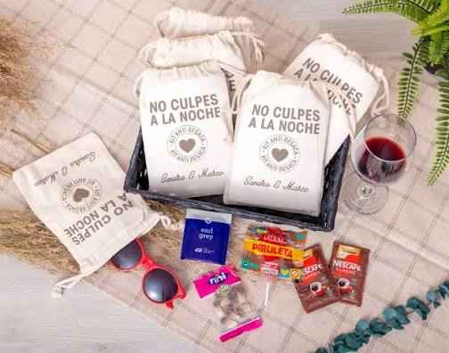 10 ideas de regalos para invitados a una boda 🎁 - 5