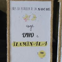 Urgente. cartel para indicar pulseras fluorescentes - 1