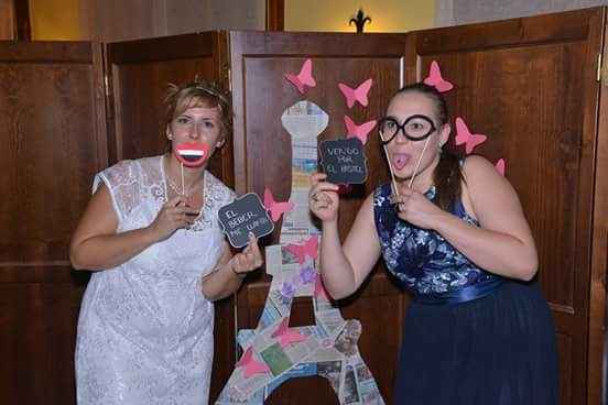 Letras acabadas y atrezzo photocall - 1