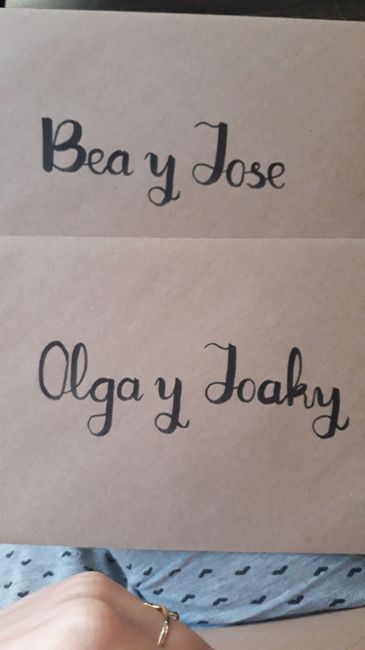 Mi lettering en los sobres de las invitaciones 4