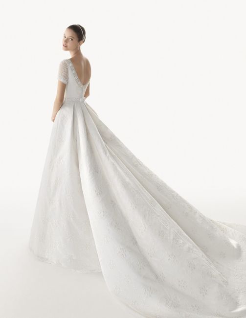 vestido con escote