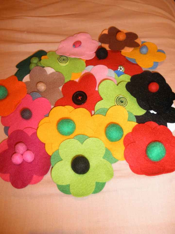 Broches fieltro para las señoras