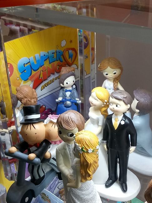 Muñecos de dos chicos para tarta 4