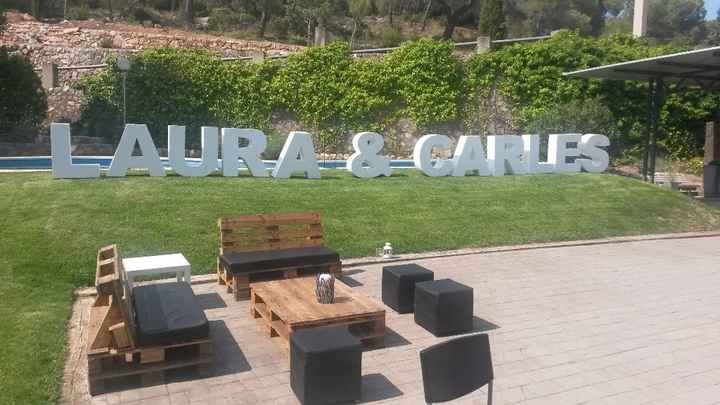 Jardín de nuestro banquete con las letras que vimos y tanto nos gustaron