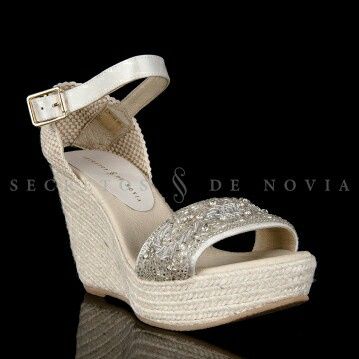 Alguna va a llevar esparteñas como zapato - 1
