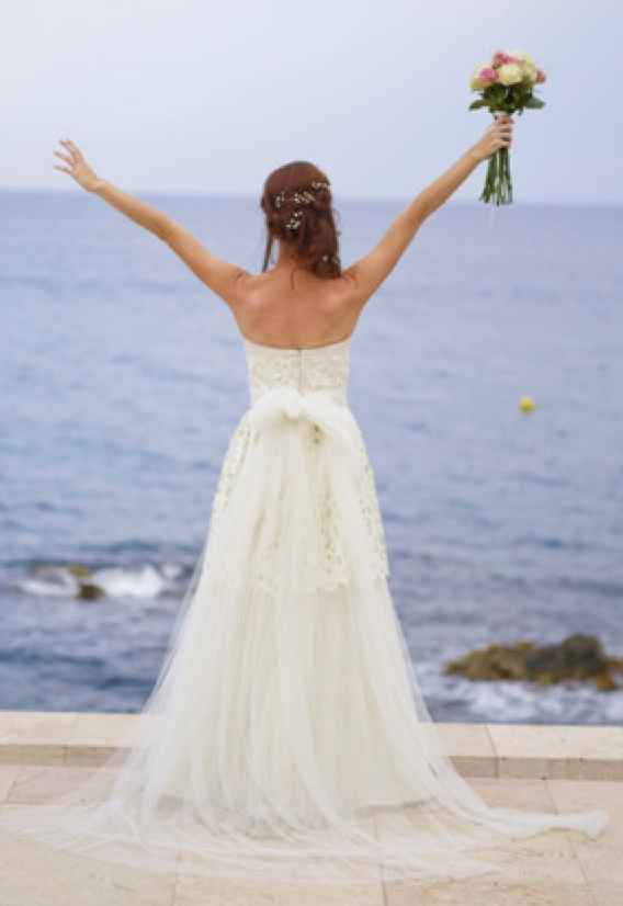 Vestido novia immaculada garcia y complementos