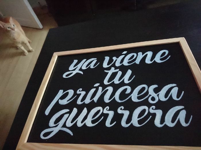 Cartel ahí viene la novia - 1