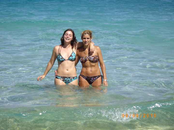 en la playa en ibiza