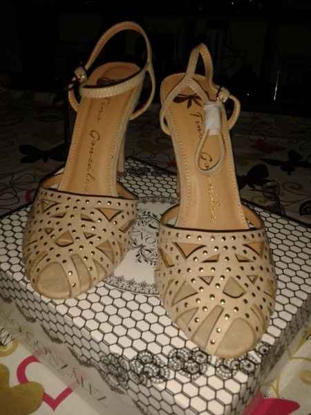 Ya tengo los zapatos  - 1