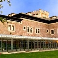 Castillo Bosque Zoreda