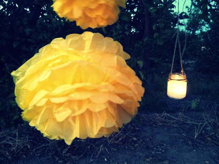 pompones y vela