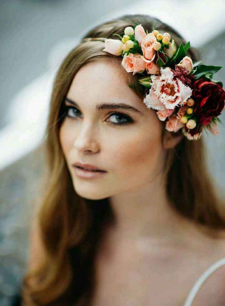 Peinados novia con flores naturales - 3