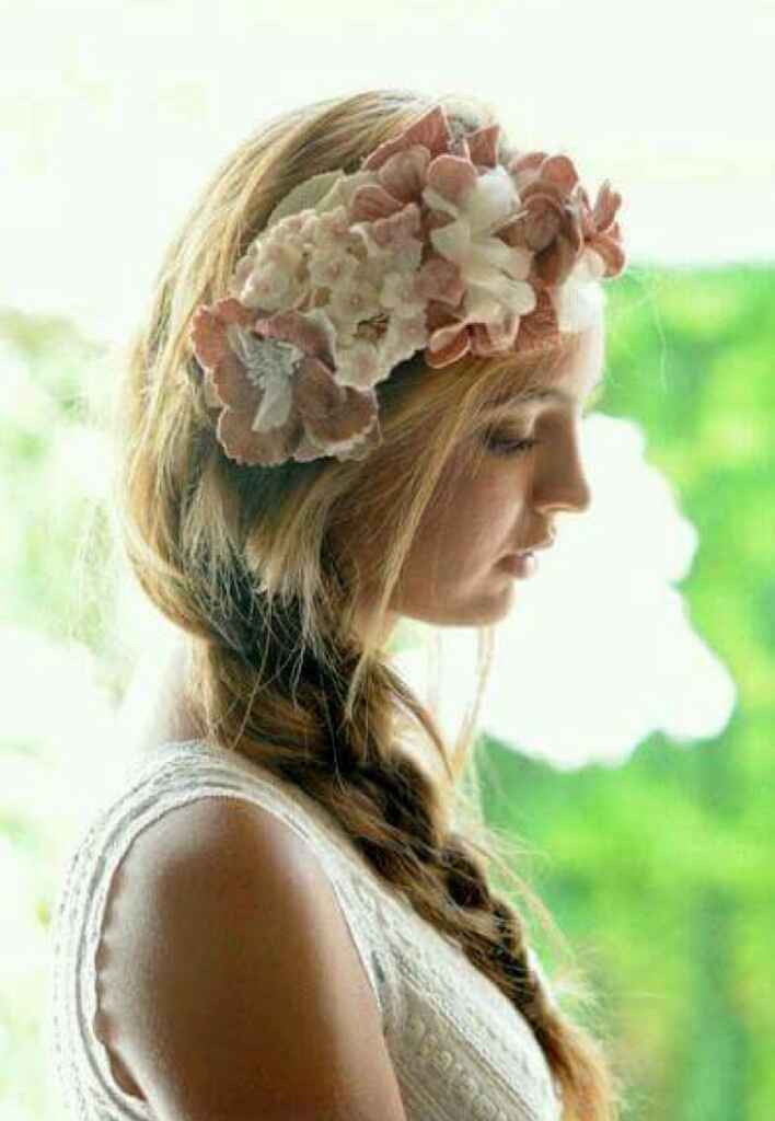 Peinados novia con flores naturales - 5