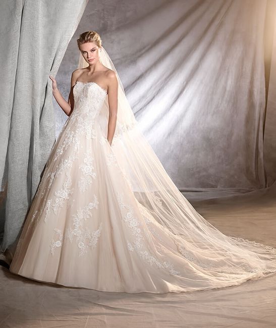 Pronovias - ORALIE