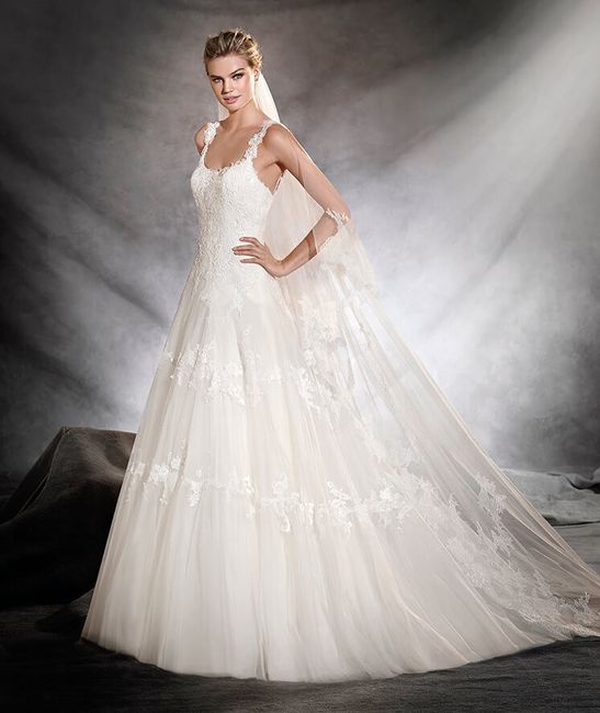 Pronovias - OLESIA