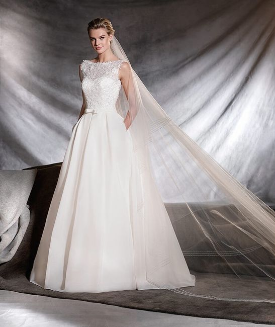 Pronovias - OVEGA