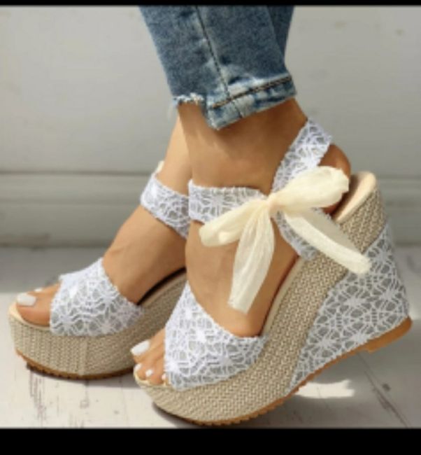 ¿Cuál de estas sandalias NUNCA estarían en tu boda? 2