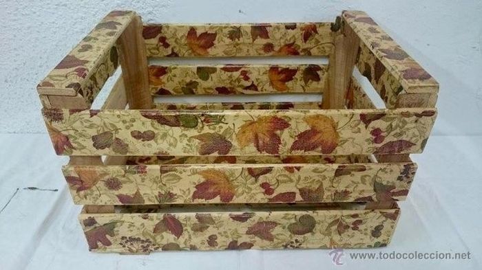 caja de fruta decorada