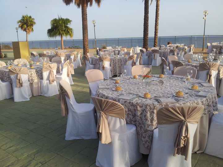 BEACH CLUB