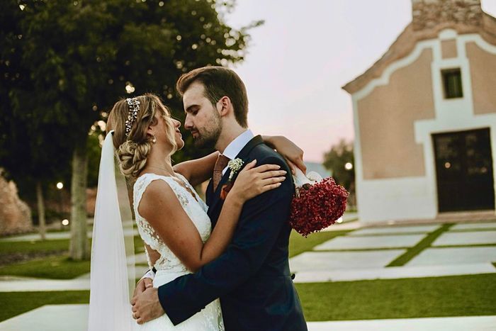Alrededor de cuánto puede costar un ramo de novia? 4