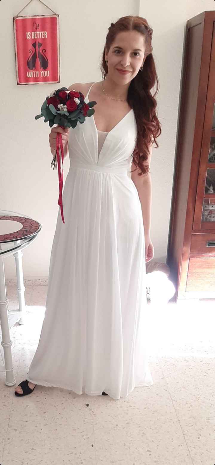 Ayudarme en cuanto que me modelo y color puede ser mi vestido para la boda civil - 1