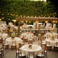 2 bodas, 2 banquetes. ¿Cuál prefieres? - 1