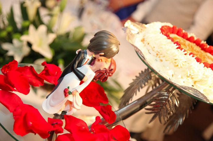 muñequitos y tarta 