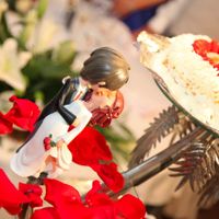 muñequitos y tarta 