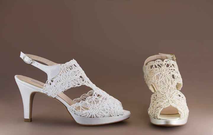 Zapatos tacón medio boda
