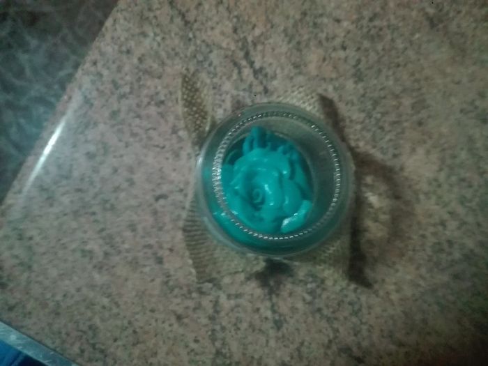 Aproveche unos tarros