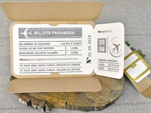 Muy real, parece un billete y lo puedes hacer tu
