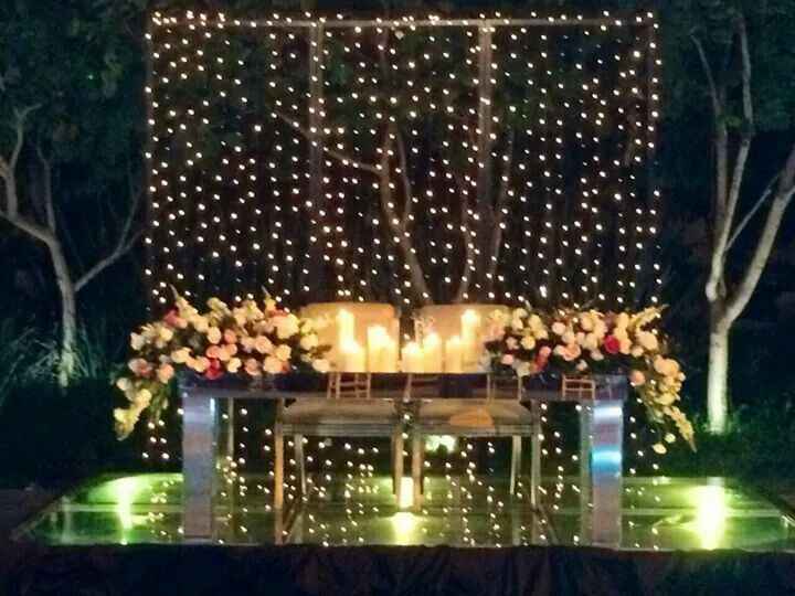 Fondo de la mesa nupcial
