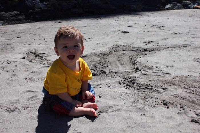 Su primera vez en la playa (Luarca, Asturias)