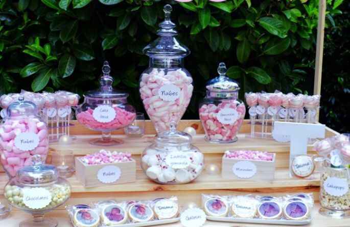 Mesa de chuches - 1