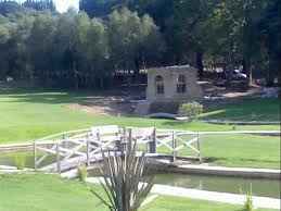 Jardines y puente