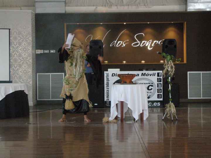 Espectaculo de conxuro en la boda