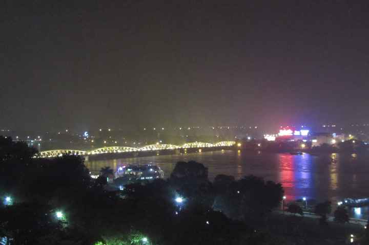 Río perfume de noche